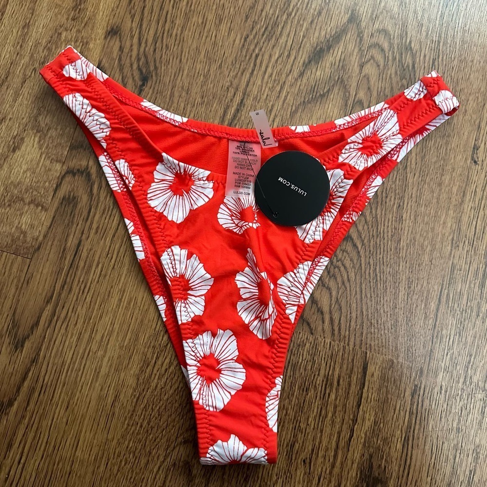 Lulu’s Red White floral Bikini Bottom Summer Beachwear High Cut Sexy NWT